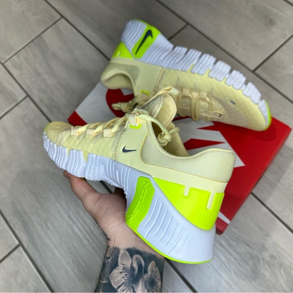 NIKE FREE METCON NEON YELLOW GREEN - Picture 3 of 3